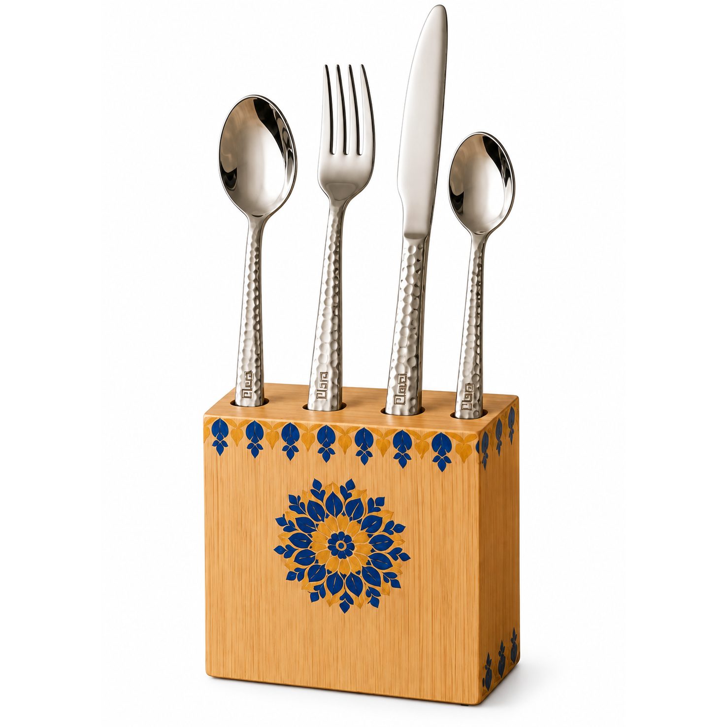Elara cutlery set on stand